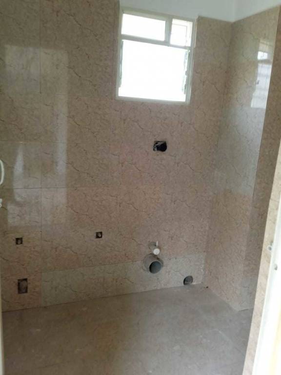  aryan alita Bathroom