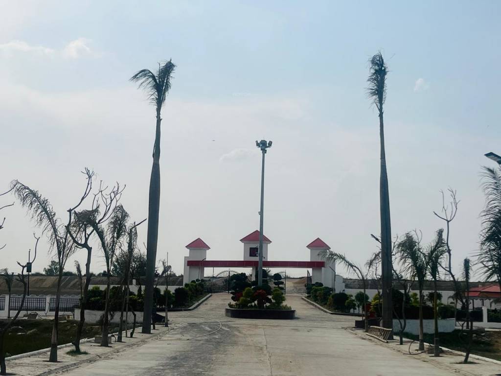  new tirupati paradise project 2 Paved Compound