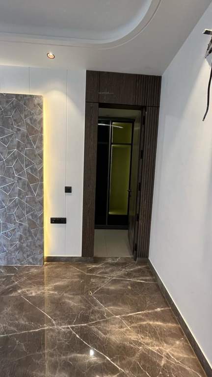  luxury floor 36 Living Area