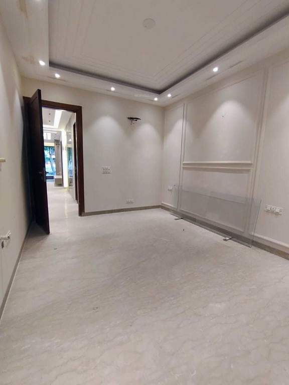  luxury floor 37 Living Area