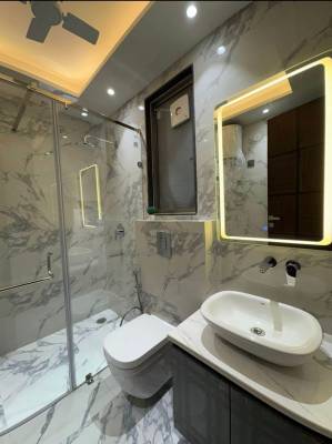  lavish-builder-floor Bathroom