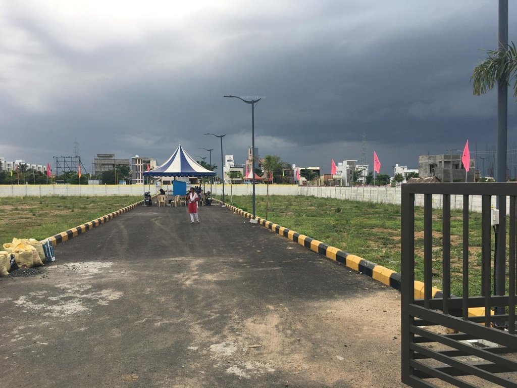  phoenix city phase 2 Plot