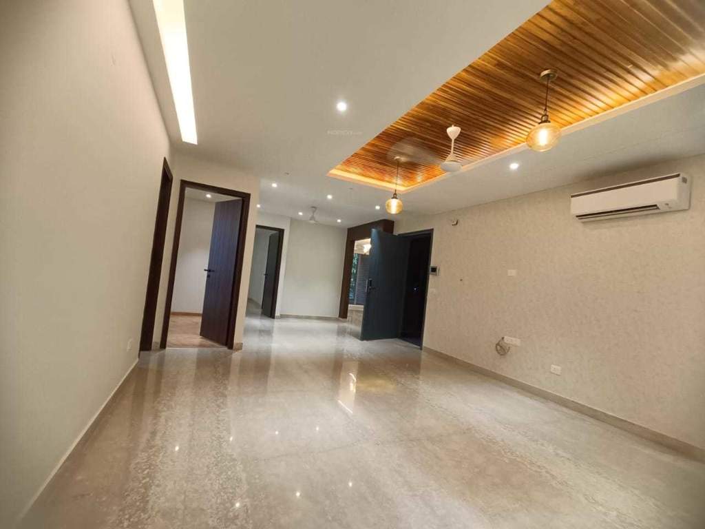  luxury floor 5 Living Area