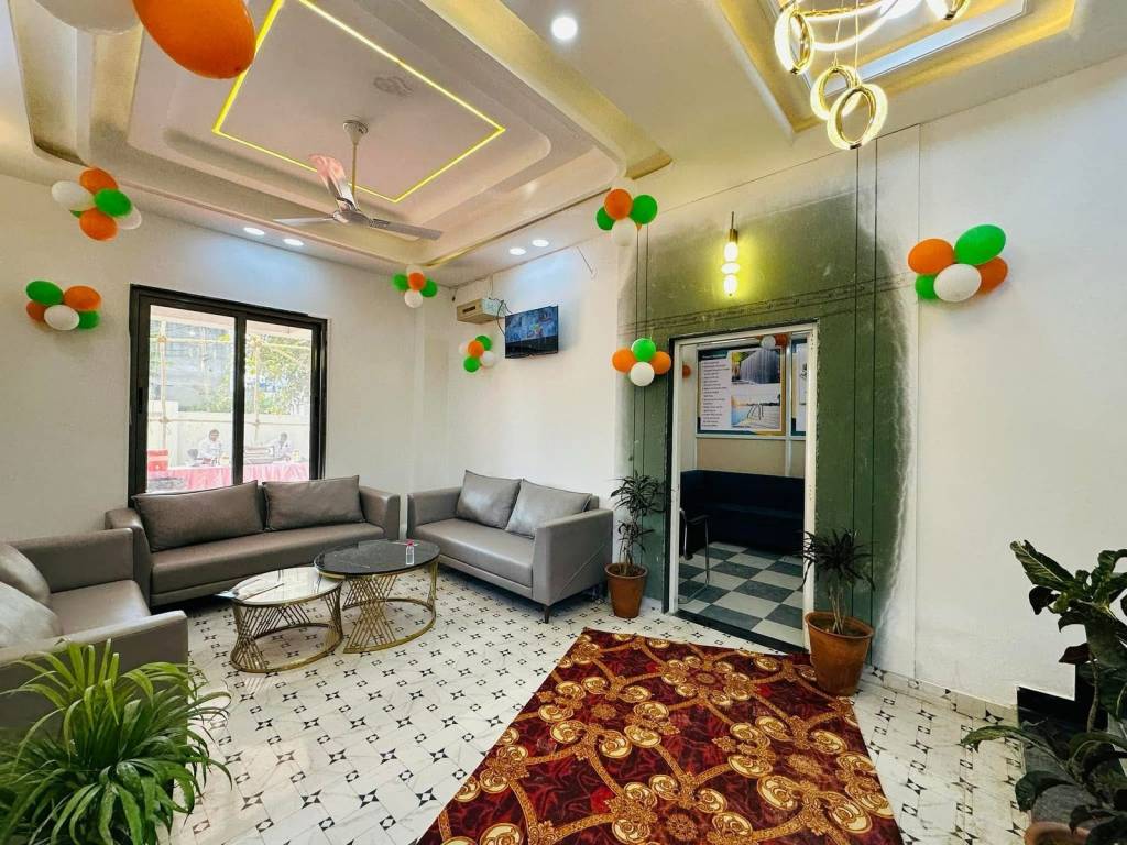  heights iii Living Area