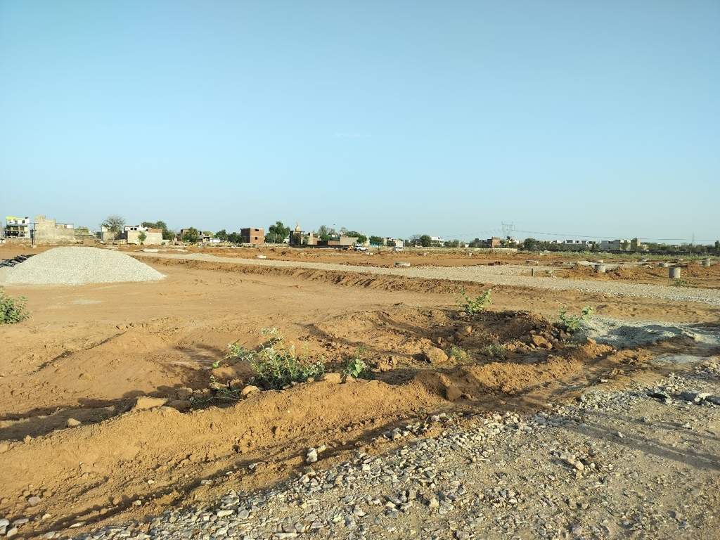  bank officers colony Plot