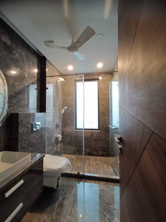  luxury floor 3 Bathroom