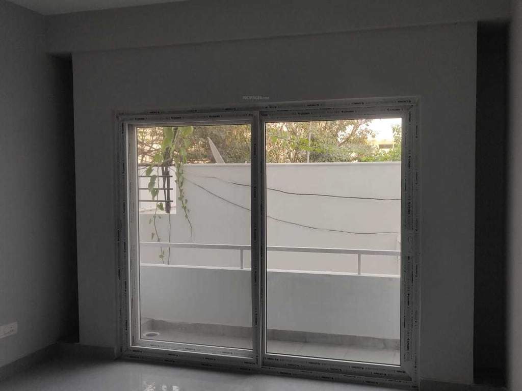  signature Living Area