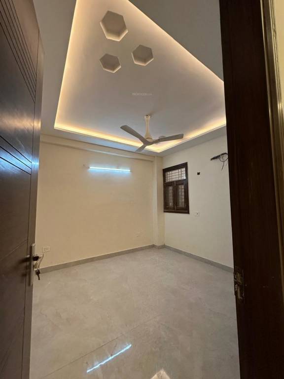  pravushpa home Bedroom