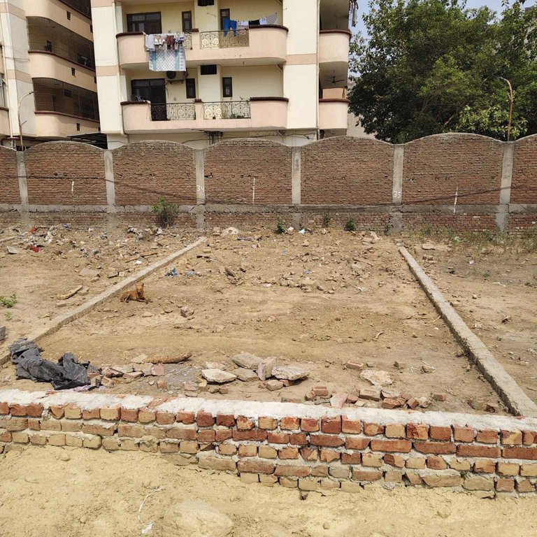  aggarwal buildcon Plot