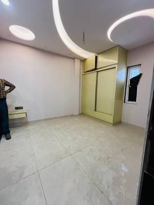  builder-floors Bedroom