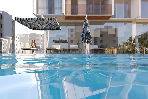  grandeur Swimming Pool