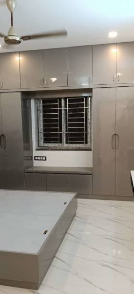  smiley-house Bedroom