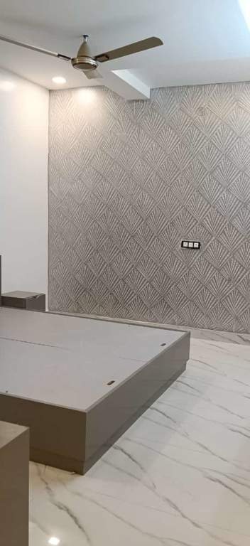  smiley house Bedroom