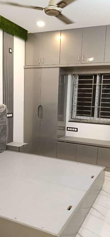  smiley house Bedroom