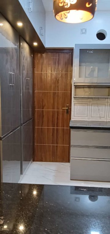  smiley house Kitchen