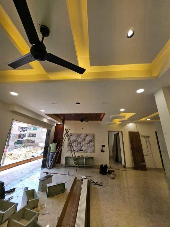 faridabad luxury floors Living Area