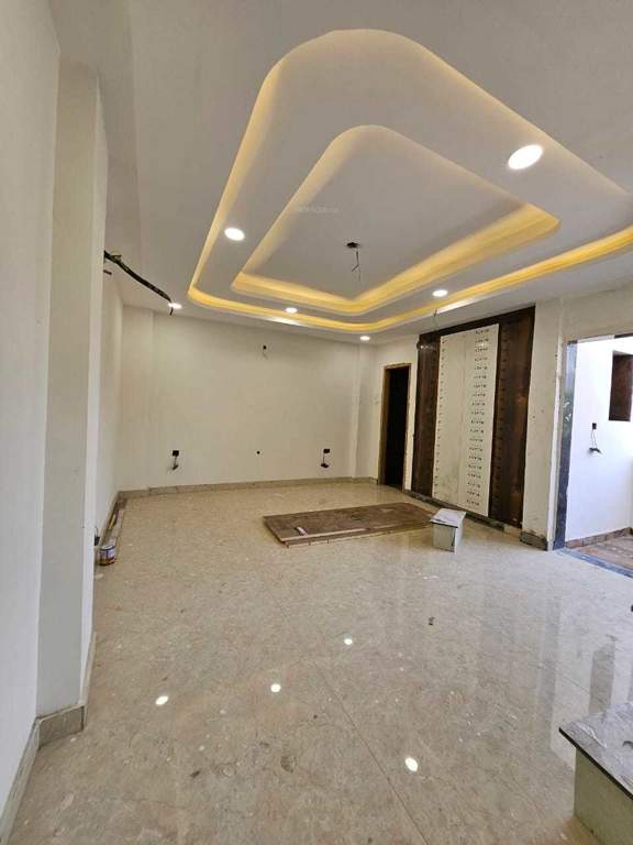 faridabad luxury floors Living Area