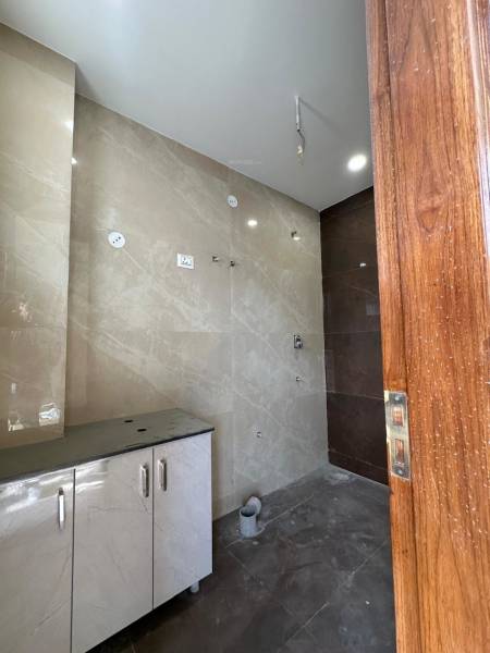 Construction Status May-25 luxury-floors Construction Status May-25