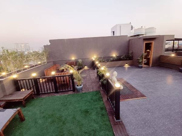  esencia Terrace Garden