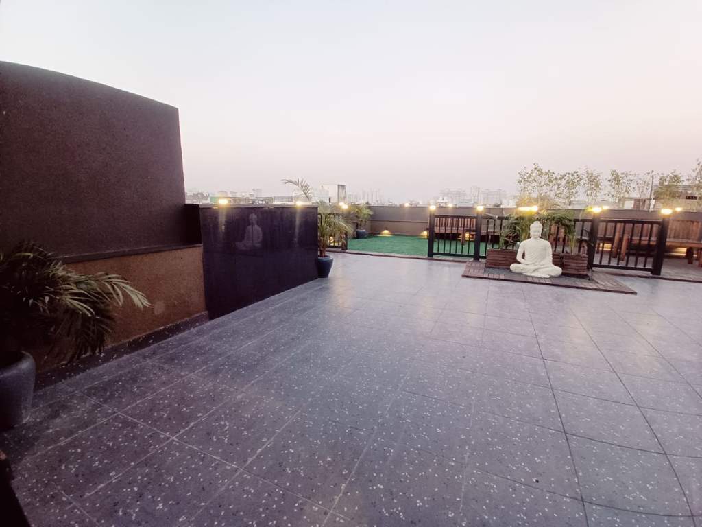  floor ardee city c 95e1 Terrace Garden