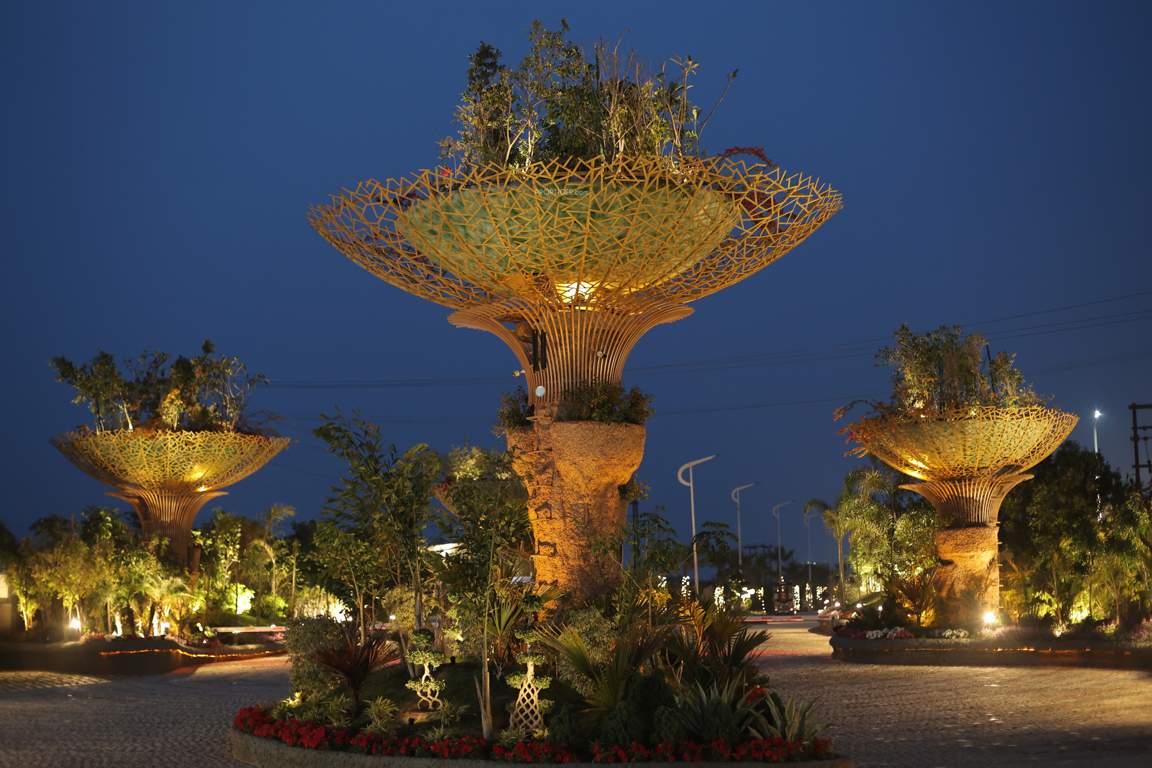  ozone the golden estate Landscape Garden and Tree Planting