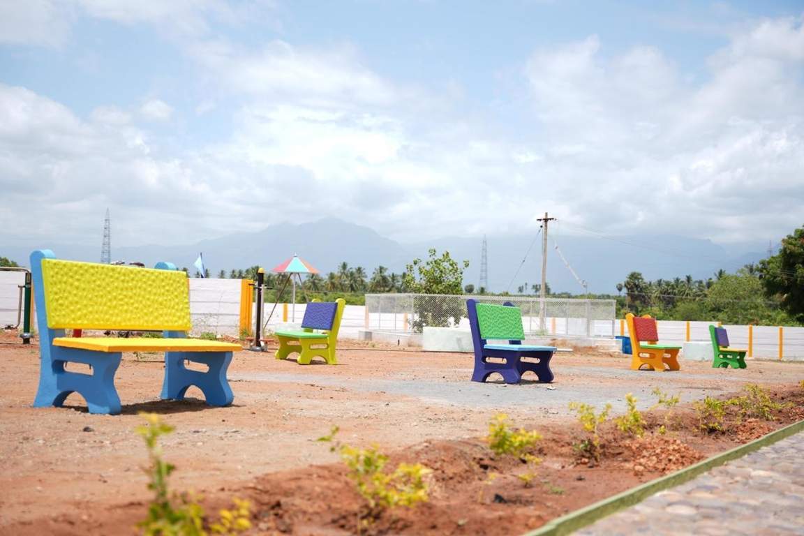 apple city Children's play area