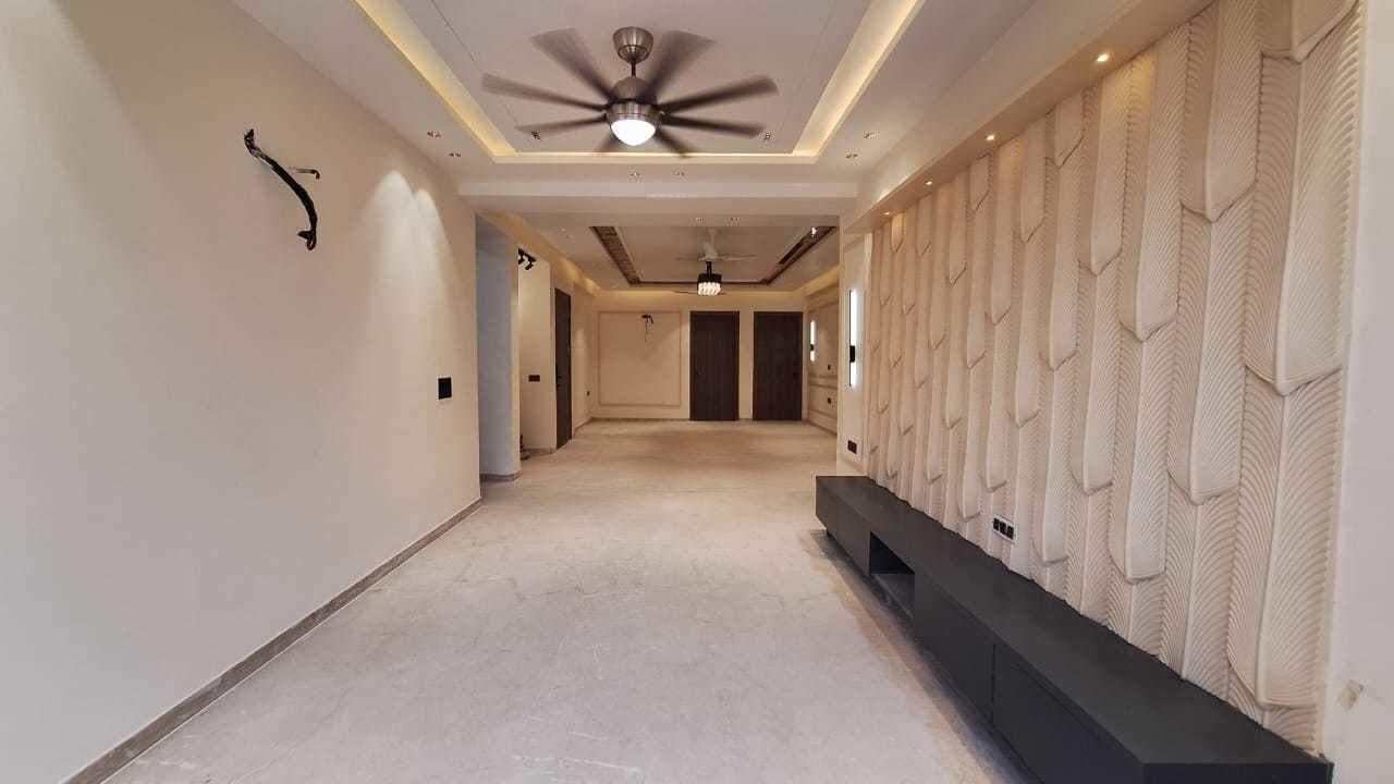  luxury living builder floor Living Area