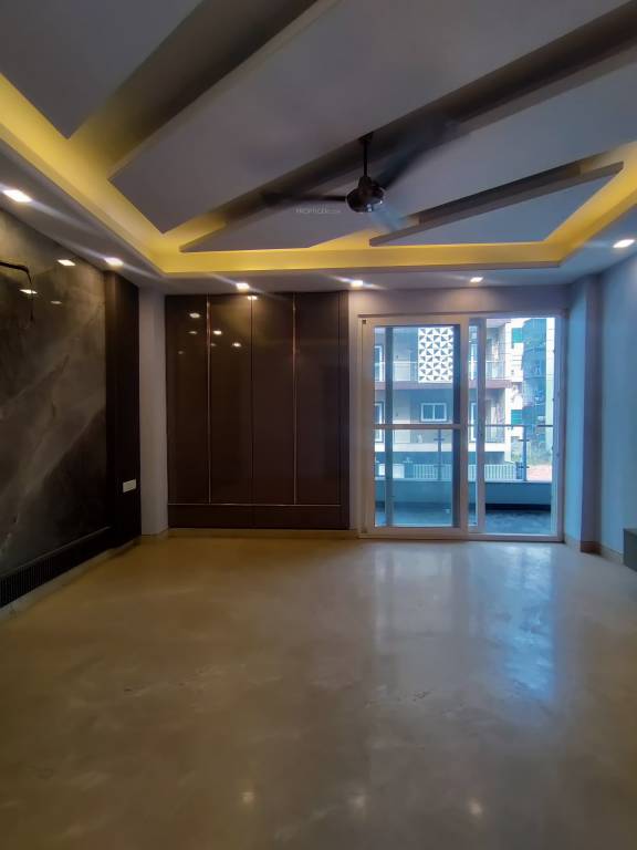  ultra luxurious builder floor 3 Bedroom