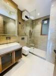  luxury-floor Bathroom