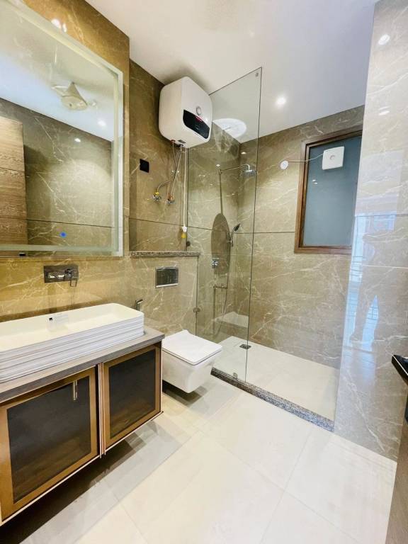  luxury floor Bathroom