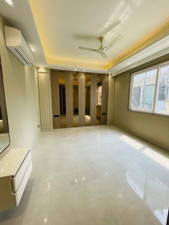  luxury floor Living Area