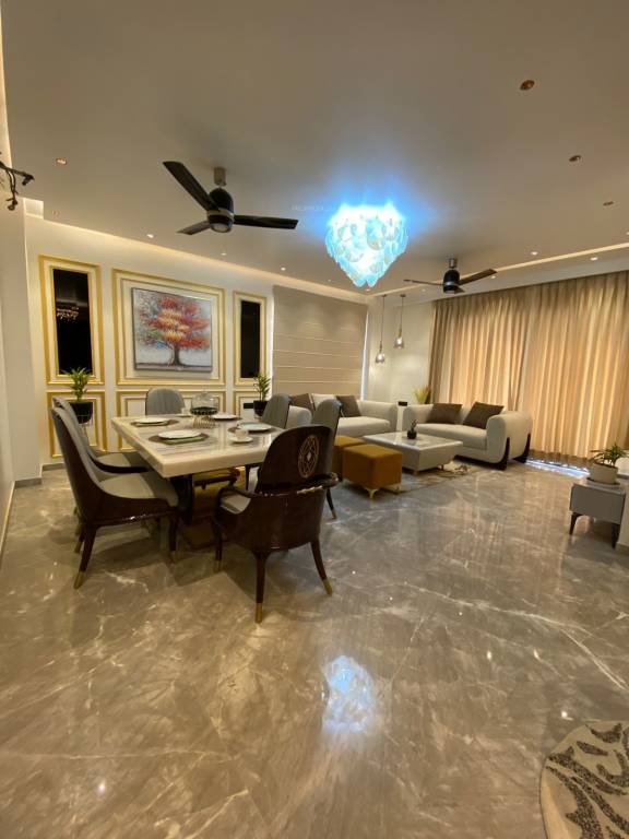  luxury golf course extension Dining Area