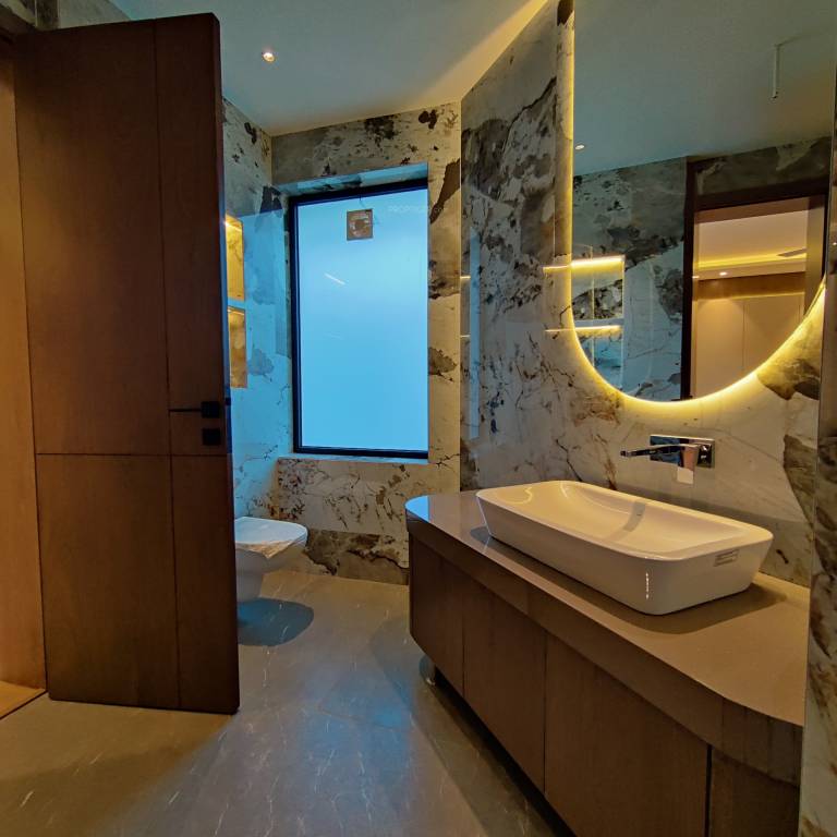  luxury 500 sq yd Bathroom