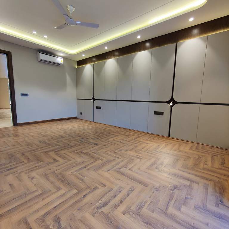  luxury 500 sq yd Living Area