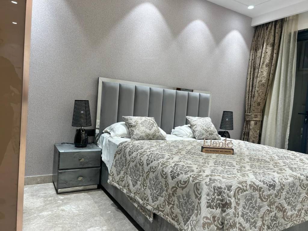  extension luxury Bedroom