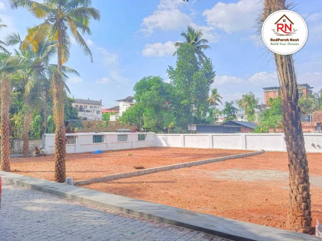 gated community villa Paved Compound