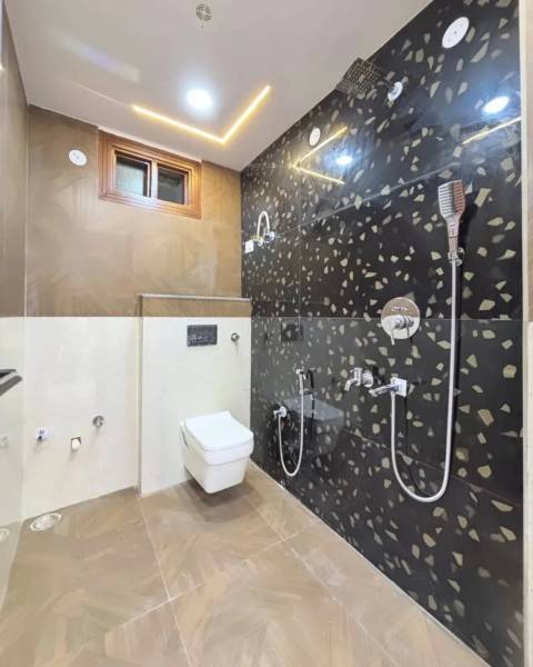  goyal-4bhk-apartment Bathroom