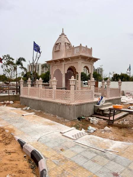  vrindavan-green Temple