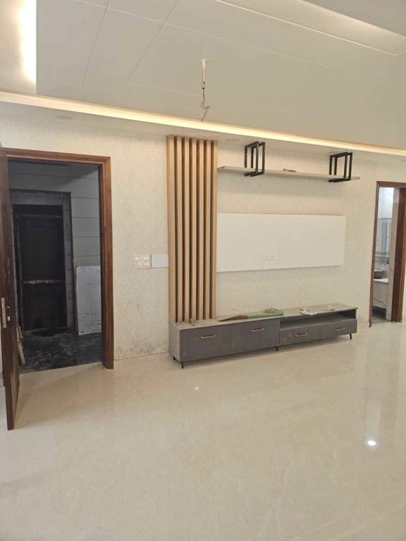  ultra luxury floor Living Area