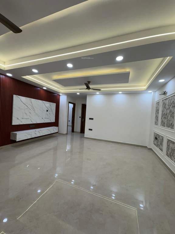  luxury floor Living Area