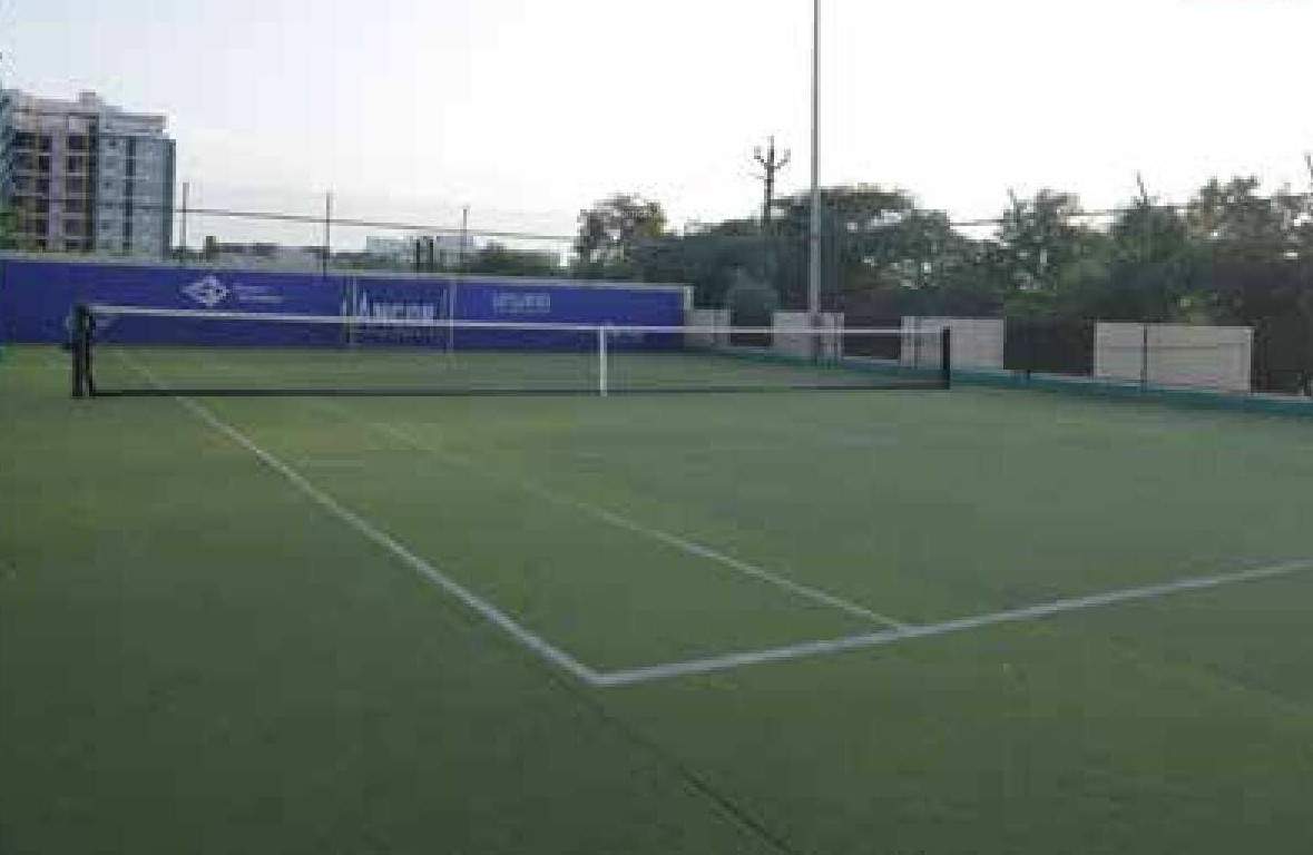 the summit Tennis Court