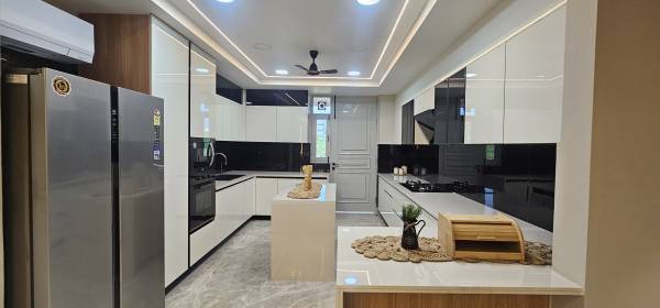 Kitchen homes-ultra-luxury-floors Kitchen