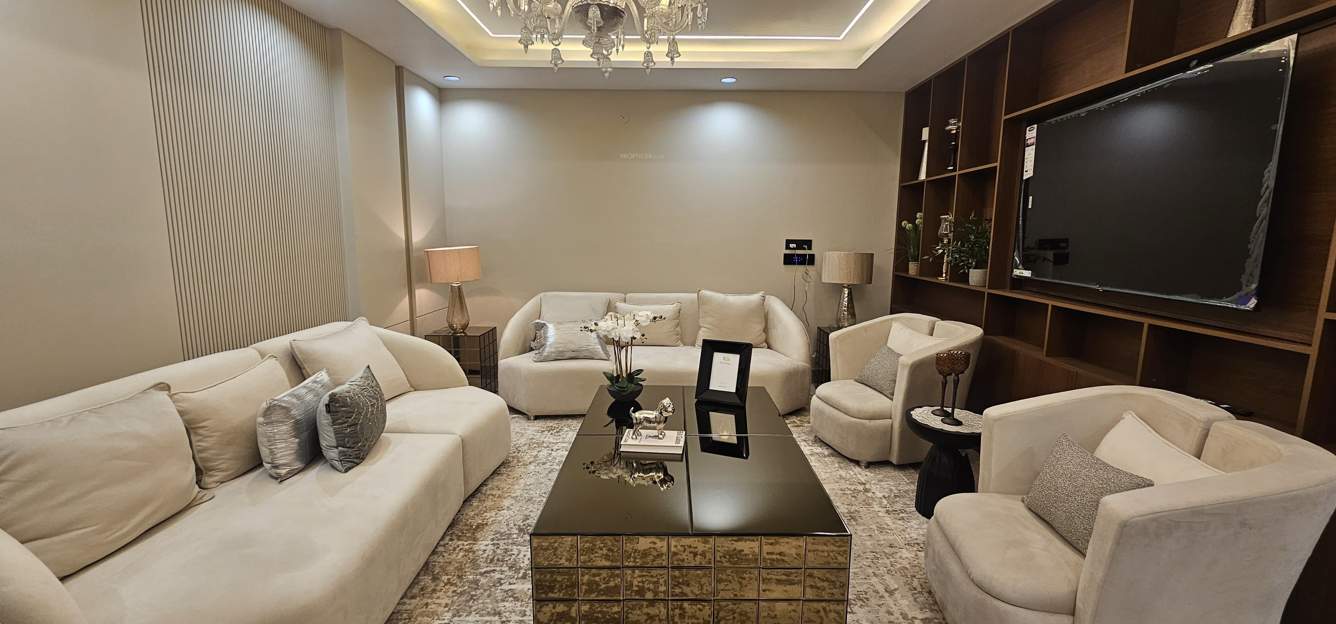 homes ultra luxury floors Living Area