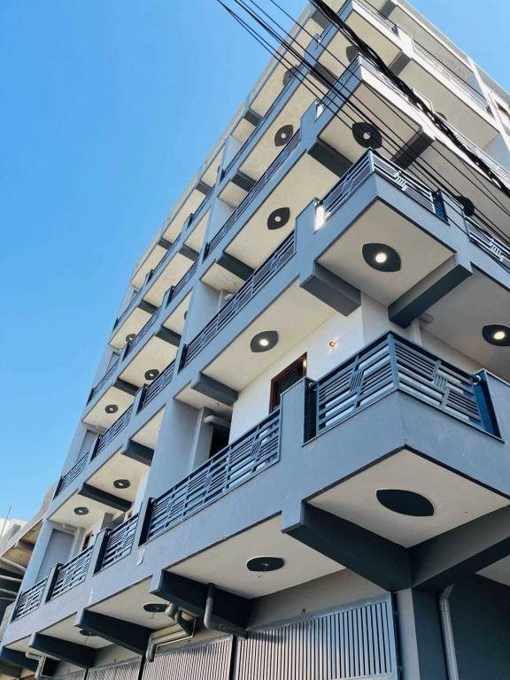  vs builder floors Elevation