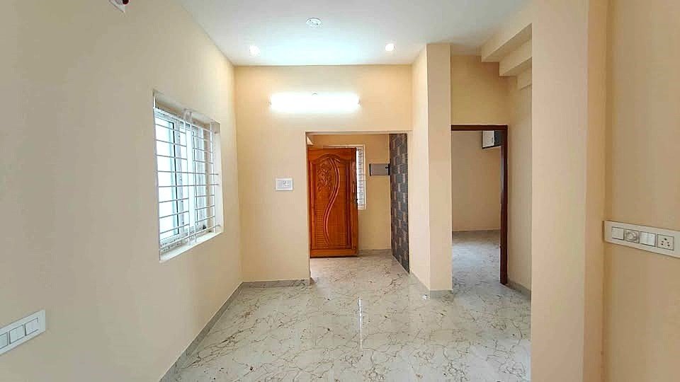  paradise phase 2 Living Area