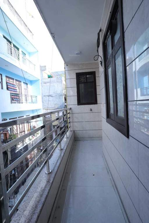  luxury floors Balcony