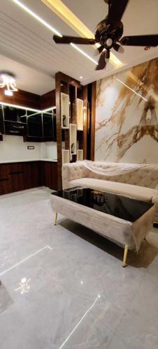  luxury-floors Living Area