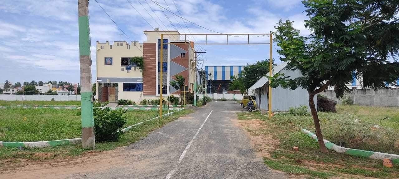  snd gnt road om lakshmi nagar Internal Roads & Footpaths