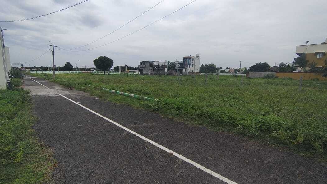  snd gnt road om lakshmi nagar Plot