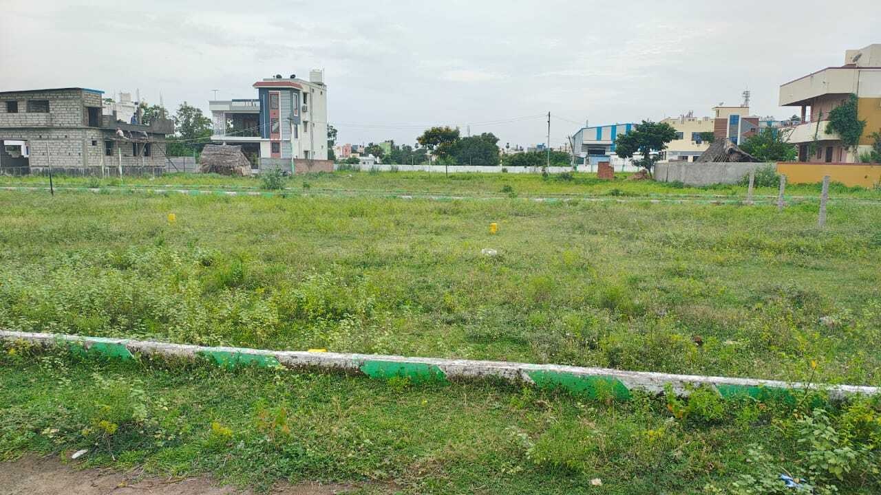  snd gnt road om lakshmi nagar Plot